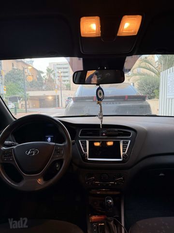 יונדאי i20