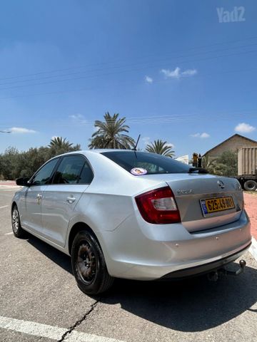סקודה ראפיד
