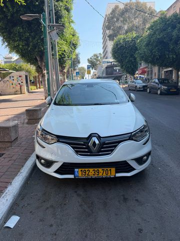 רנו מגאן