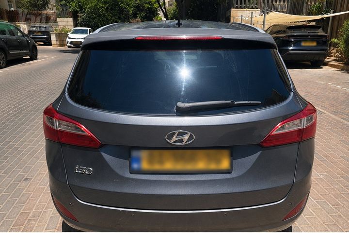 יונדאי i30
