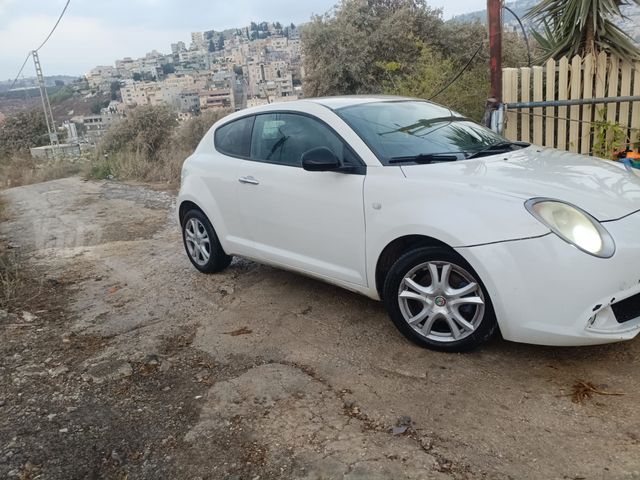 אלפא רומיאו מיטו
