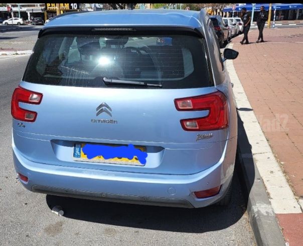 מודעת רכב סיטרואן C4 פיקאסו