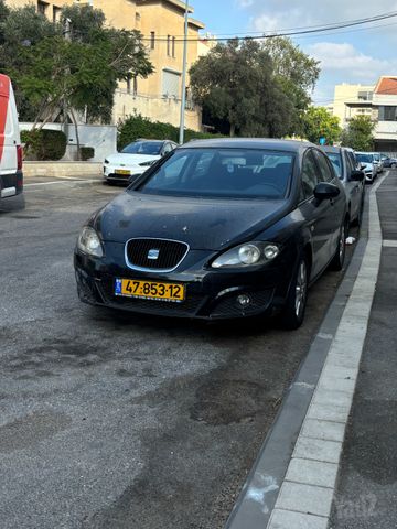 מודעת רכב סיאט לאון