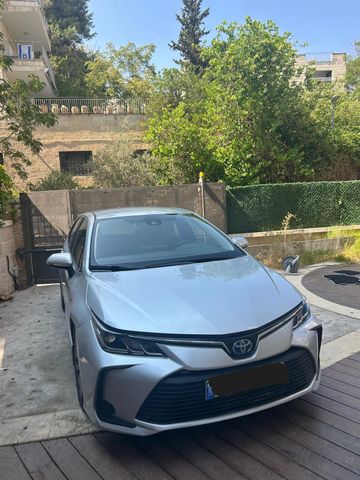 מודעת רכב טויוטה קורולה