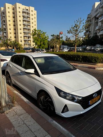 יונדאי i20