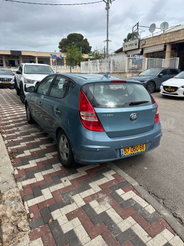 יונדאי i30