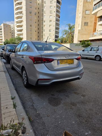יונדאי אקסנט i25