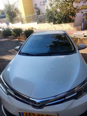 קורולה Limited אוט׳ 1.6 (132 כ״ס)