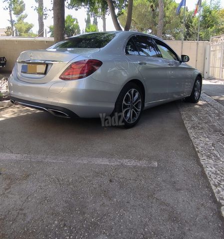 מרצדס-בנץ C-class