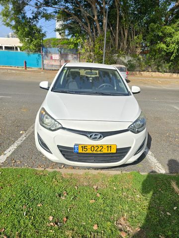 יונדאי i20