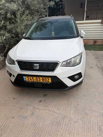 סיאט ארונה
