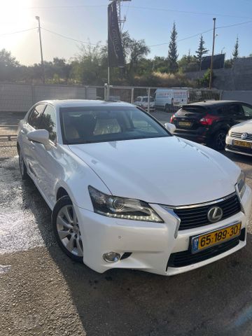 לקסוס GS