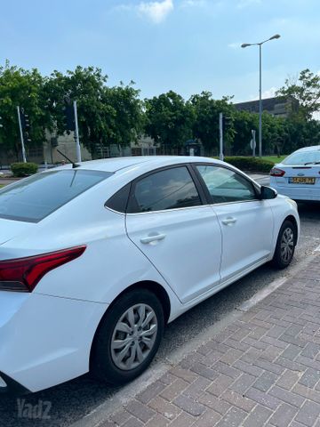 יונדאי אקסנט i25