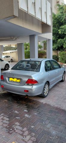 מיצובישי לנסר