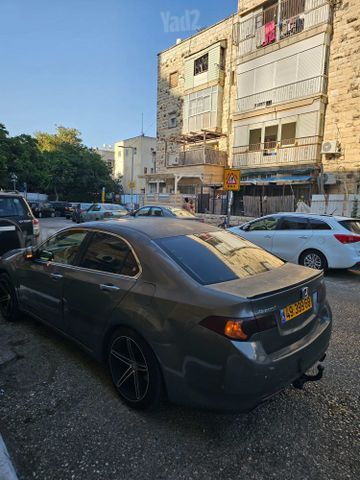 מודעת רכב הונדה אקורד