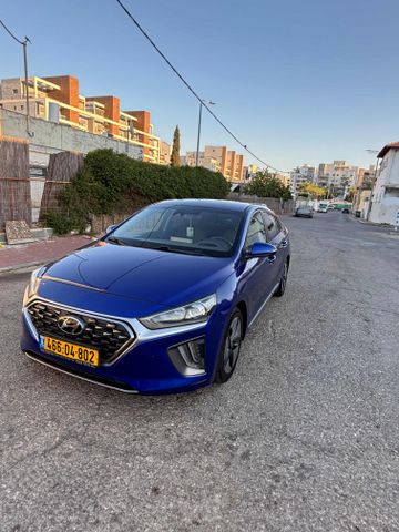יונדאי איוניק