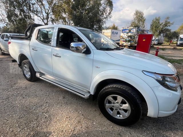 מיצובישי טרייטון / L200