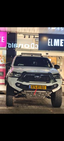מודעת רכב טויוטה היילקס