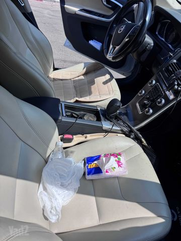 מודעת רכב וולוו XC60
