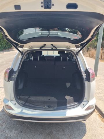 טויוטה RAV4