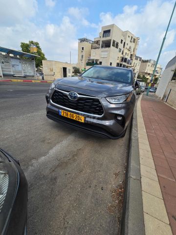 מודעת רכב טויוטה היילנדר
