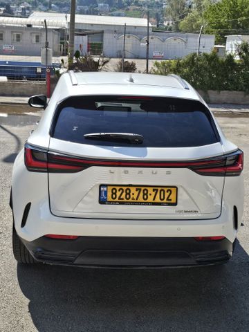 לקסוס NX