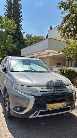 מודעת רכב מיצובישי אאוטלנדר