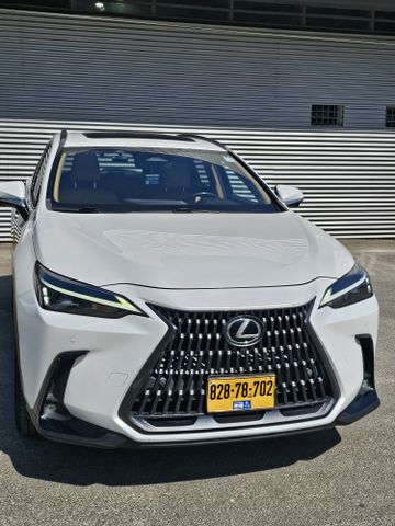 לקסוס NX