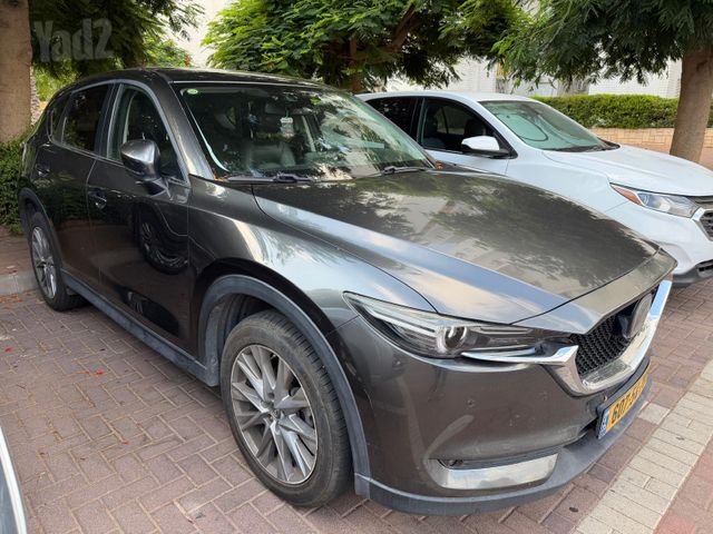 מודעת רכב מאזדה CX-5