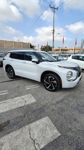 מודעת רכב מיצובישי אאוטלנדר 1