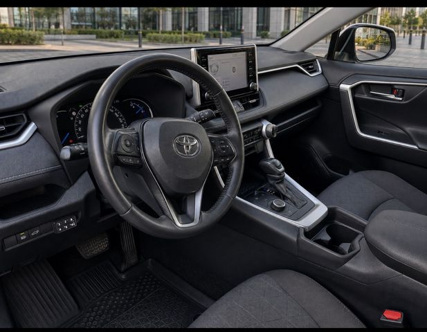 מודעת רכב טויוטה RAV4 2