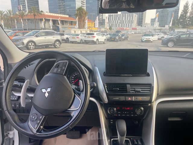 מיצובישי אקליפס קרוס