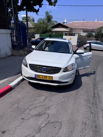 וולוו XC60