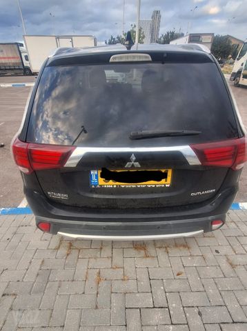 מיצובישי אאוטלנדר