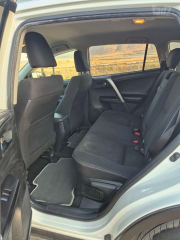 טויוטה RAV4