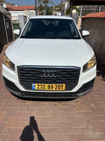 מודעת רכב אאודי Q2