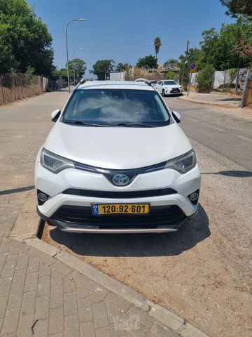 מודעת רכב טויוטה RAV4