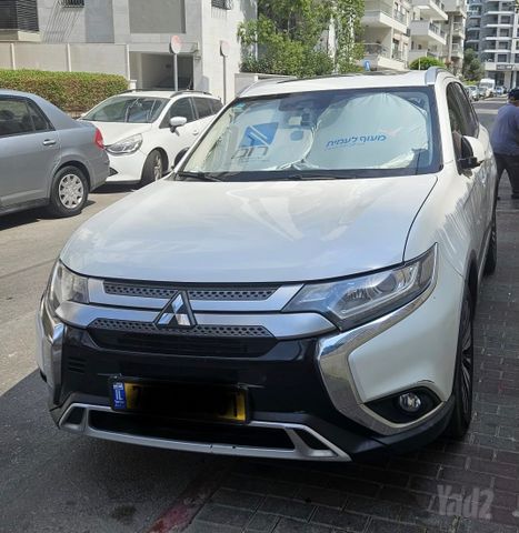 מודעת רכב מיצובישי אאוטלנדר