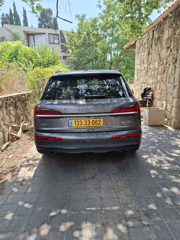 אאודי Q7