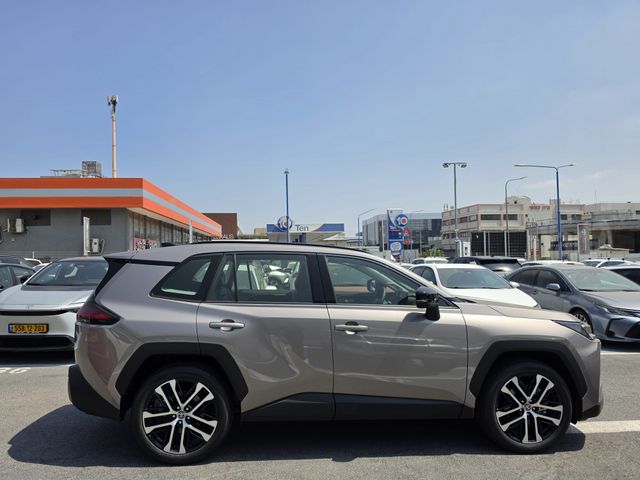 טויוטה RAV4