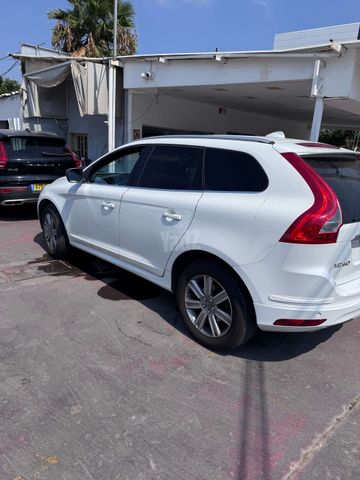 וולוו XC60