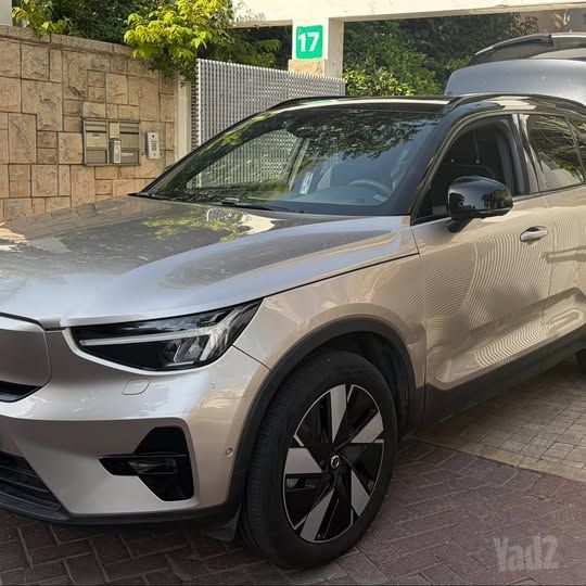 וולוו XC40