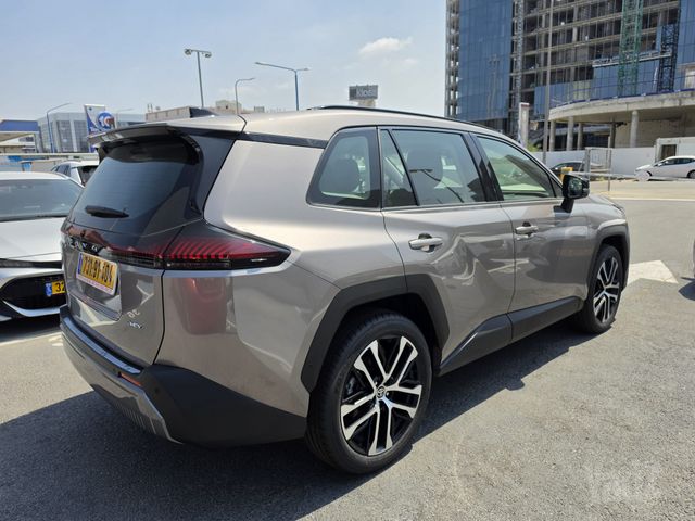 טויוטה RAV4