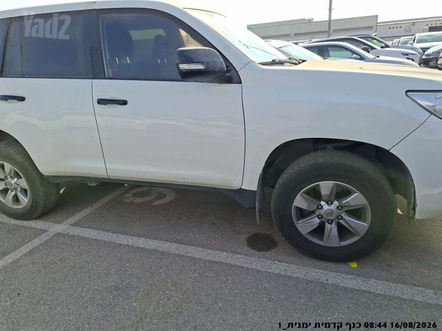 טויוטה לנד קרוזר
