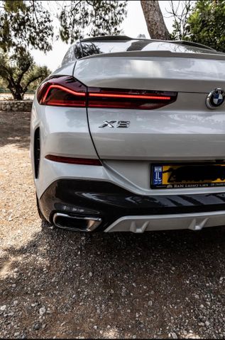 ב מ וו X6