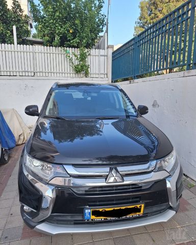 מודעת רכב מיצובישי אאוטלנדר