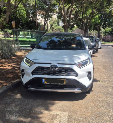מודעת רכב טויוטה RAV4