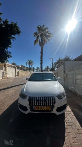 אאודי Q3