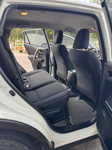 טויוטה RAV4