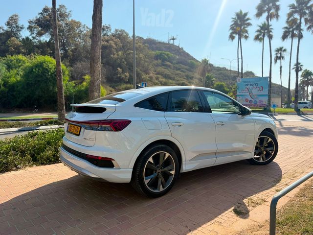 אאודי Q4 e-tron